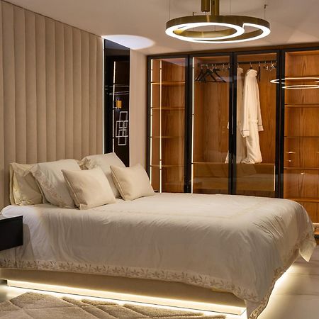 Ferienwohnung Ecrin Secret, Duplex Prestige, Proche Corniche & Medina, Piscine, Parking, Wifi, Iptv, Ac Tanger Exterior foto