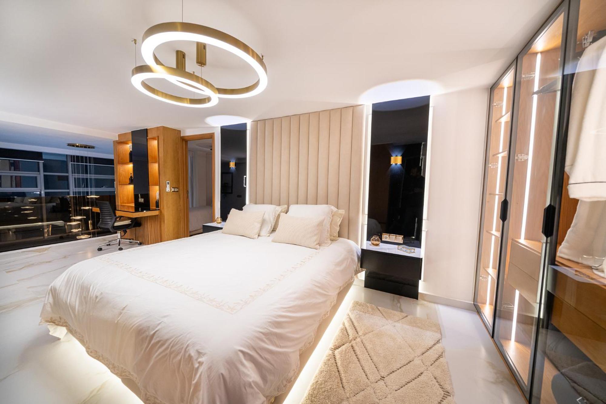Ferienwohnung Ecrin Secret, Duplex Prestige, Proche Corniche & Medina, Piscine, Parking, Wifi, Iptv, Ac Tanger Exterior foto