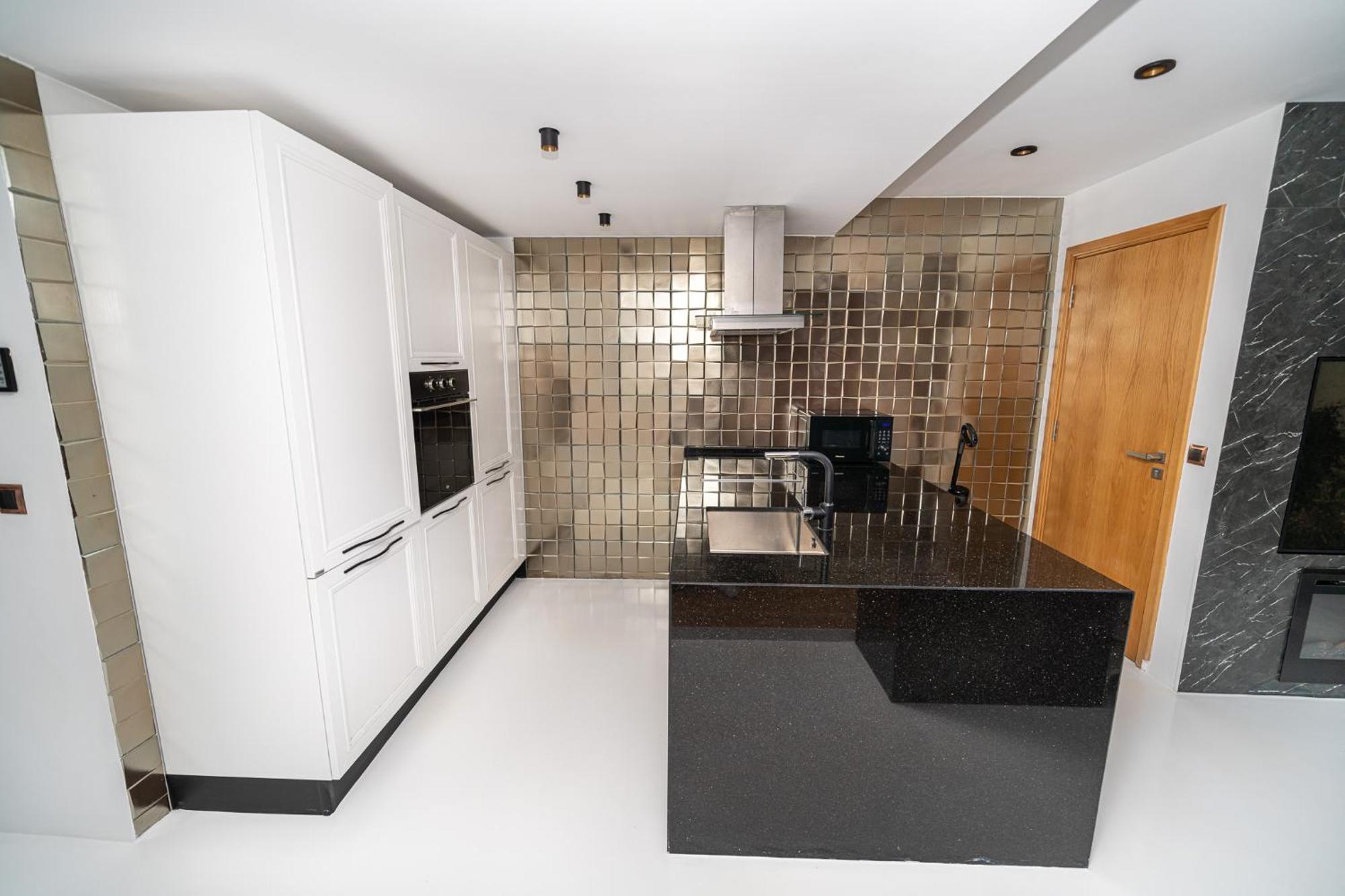 Ferienwohnung Ecrin Secret, Duplex Prestige, Proche Corniche & Medina, Piscine, Parking, Wifi, Iptv, Ac Tanger Exterior foto